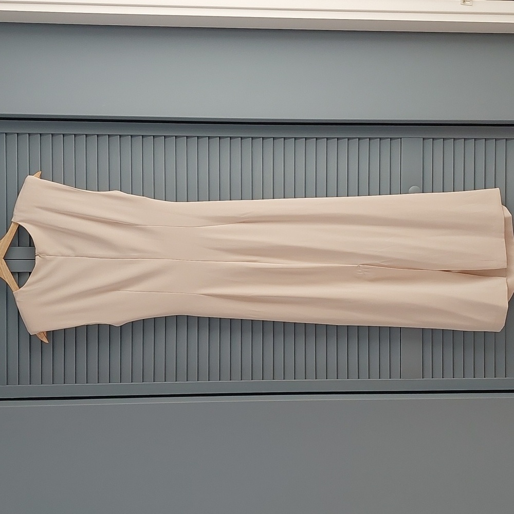 Zara Elegant Structured Dress In Cream - Picture 6 of 15